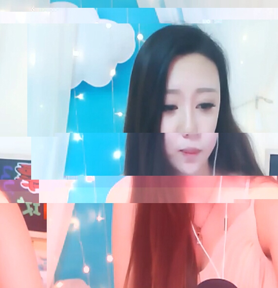 秀场直播美女西瓜深情演唱《当你老了》 - 乐嗨美女