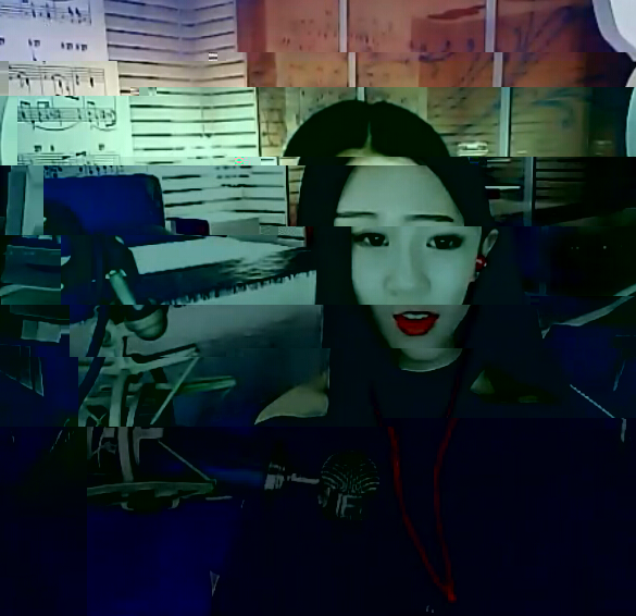 乐嗨秀场美女主播稀饭