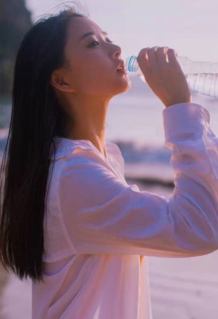 乐嗨美女秀场 最牛的撩汉宝典!