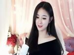 耿直美女主播求婚为了这个?