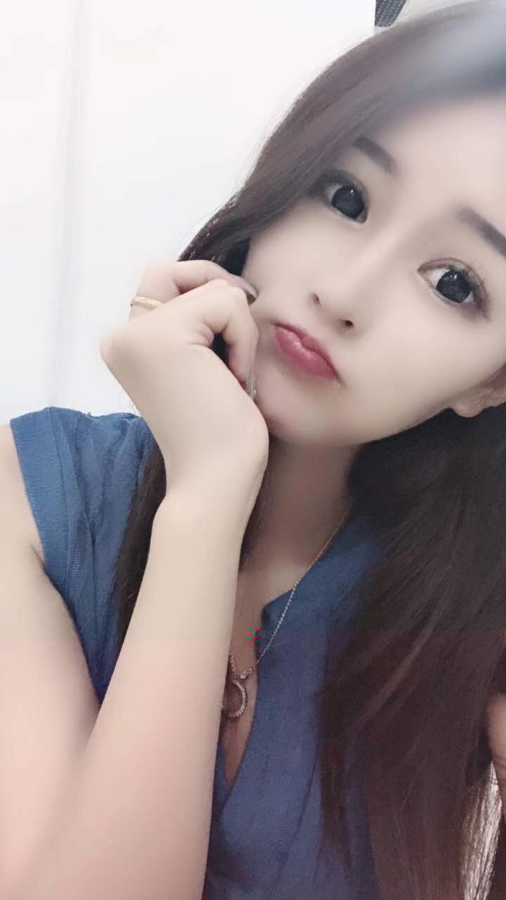乐嗨美女主播橙小橙很凶的1