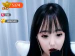 清纯软萌甜音唱歌主播GL