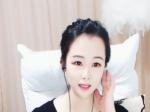 你心仪的美女主播祝你小年快乐