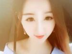 美女主播小二姐 喜欢看特效的主播