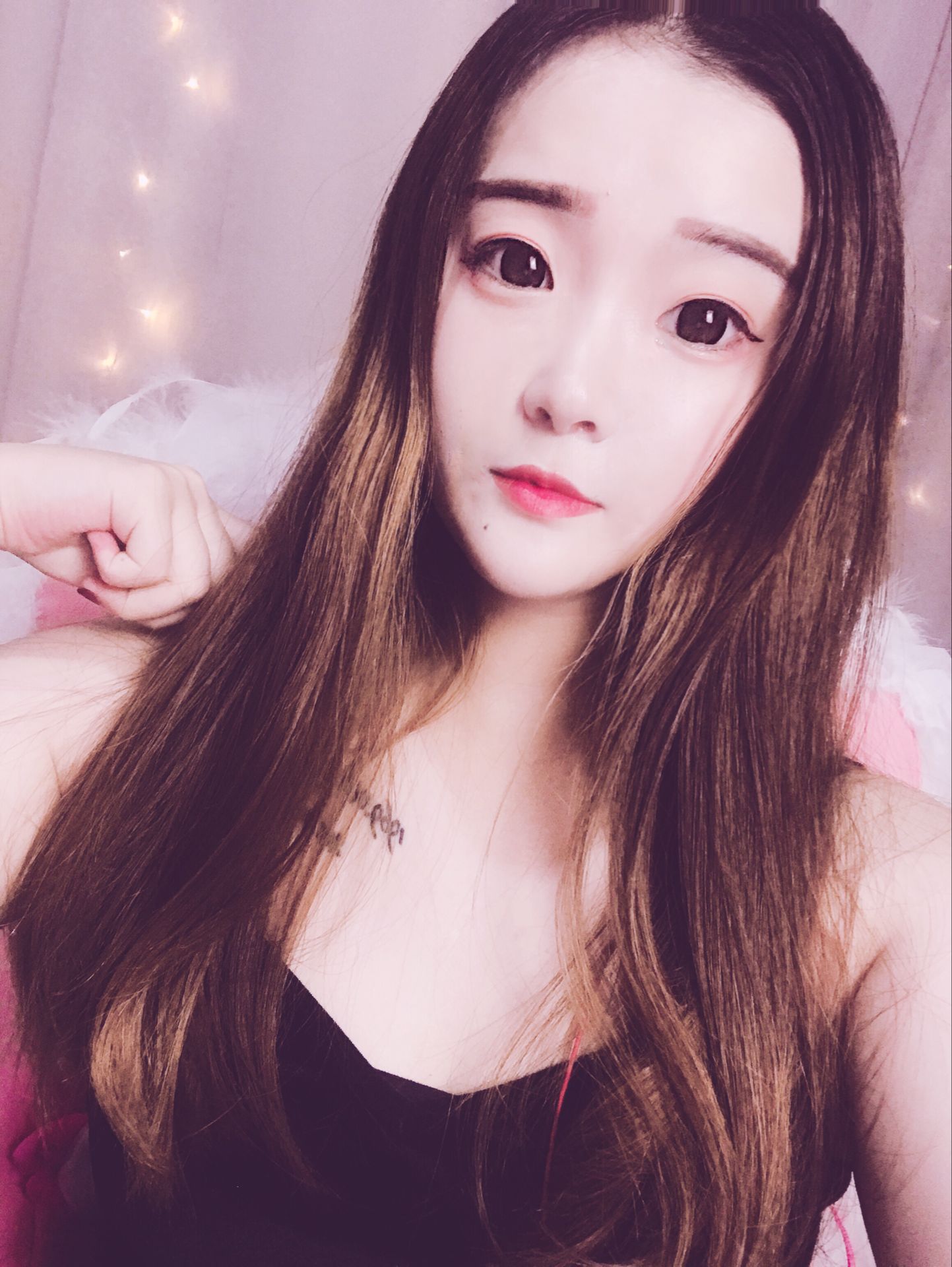 秀场稀饭美女主播直播间1