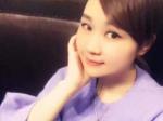 美女主播被表白后激动从楼梯摔下去