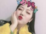 秀场美女主播唱歌直播间 真好听