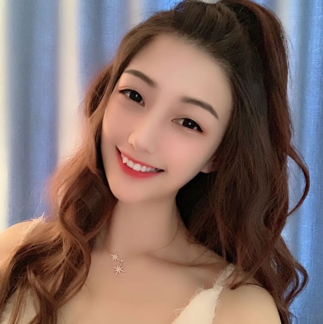 清纯美女主播